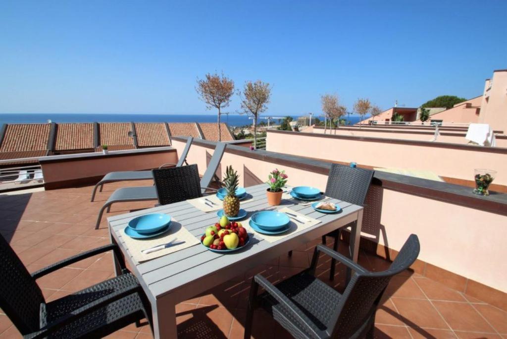 Magabu 37 Cefalu Exterior photo